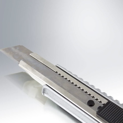 50szt. Nożyk Do Tapet 18mm Aluminiowy Łamane Ostrze